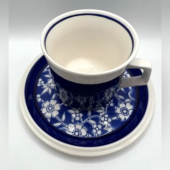 Set of 2 VTG Mikasa Japan Light'n Lively Blue Bonnet Ironstone Cups & Saucers